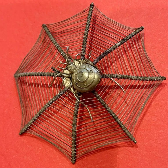 Antique sterling spider pin - Picture 2 of 7